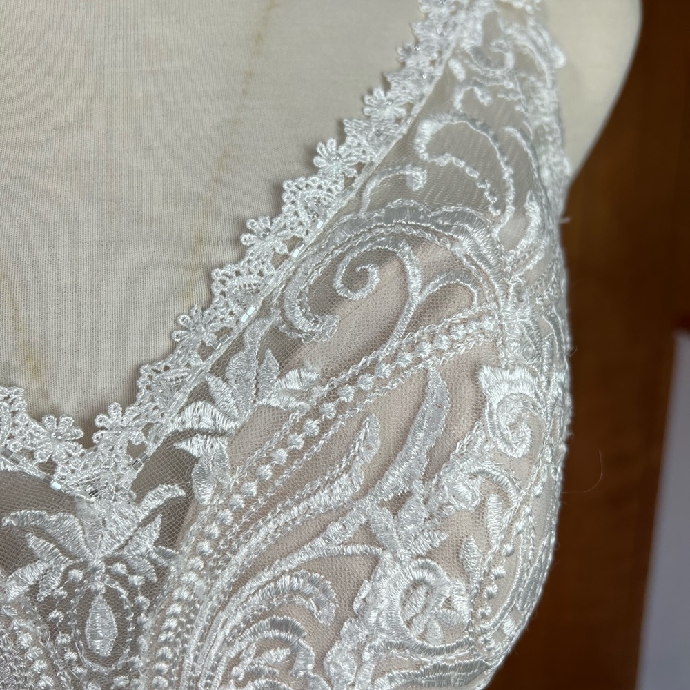 Wedding Dress by Cocomelody - Picture 9 of 11
